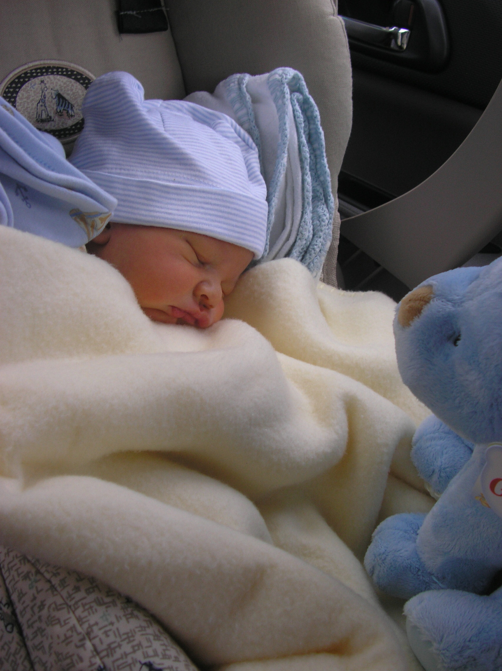 RJO in carseat
